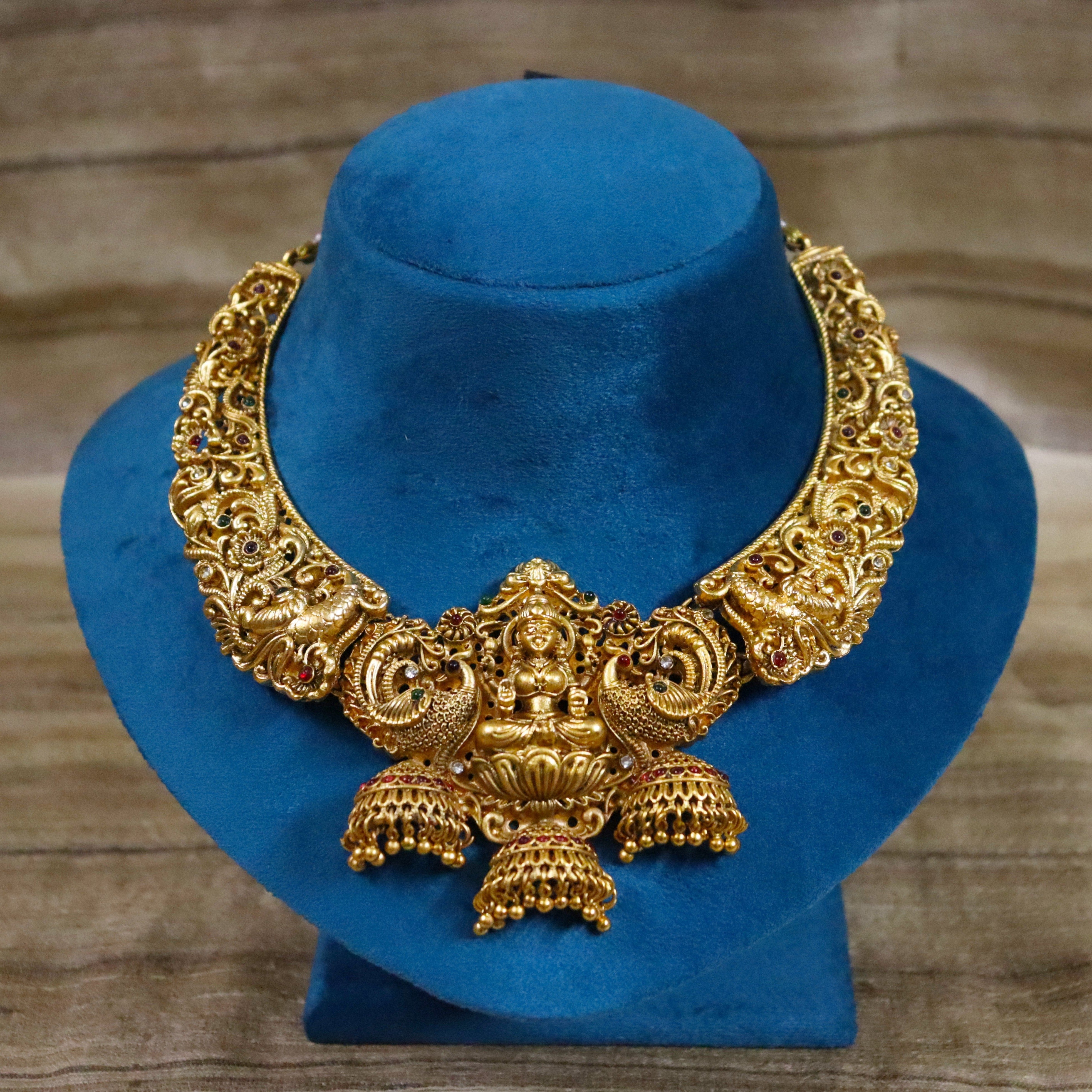 Laxmi Short Necklace